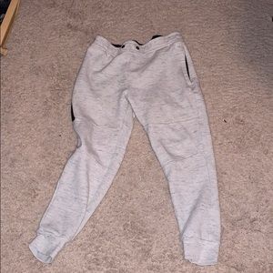 American eagle joggers